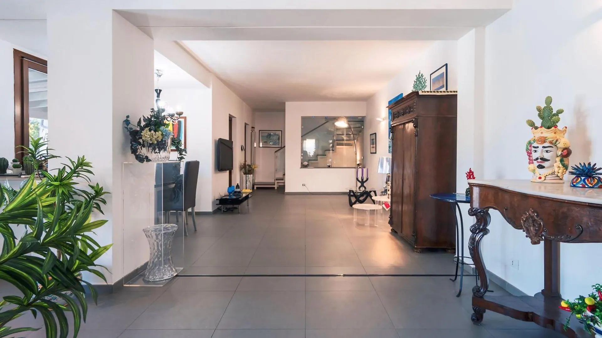 Villa Valery Palermo 0*,